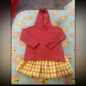 Toddler girl 2 piece skirt set. Size 2T